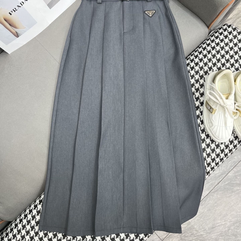 Pra*a skirts
